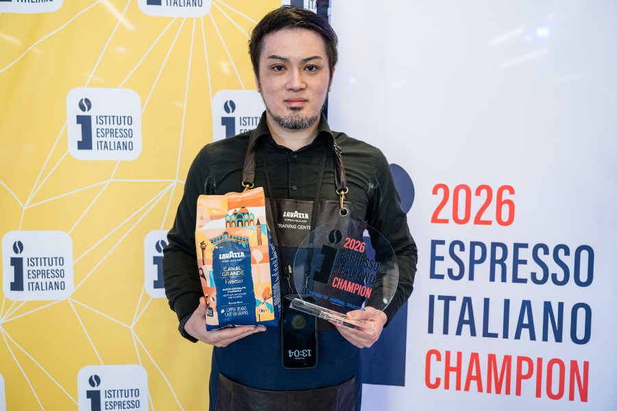 Hiroto Suzuki è il primo finalista dell’Espresso Italiano Champion